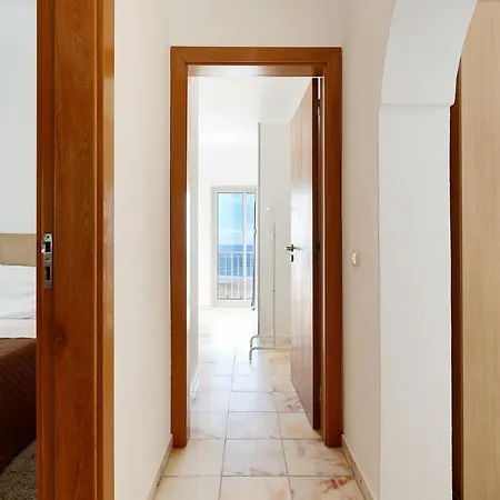 O Mar,o Sol,a Tranquilidade E A Seguranca De Um Lugar Apartamento
