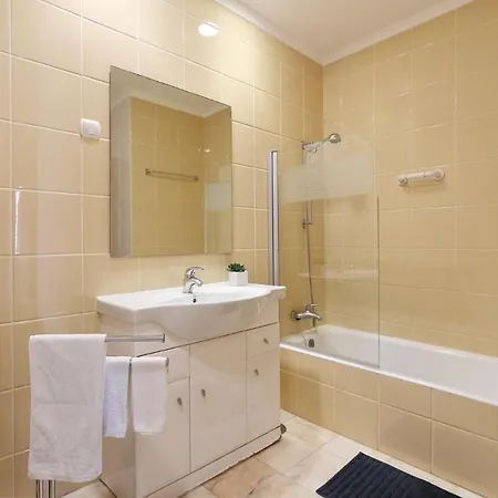 O Mar,o Sol,a Tranquilidade E A Seguranca De Um Lugar Apartamento Portimão
