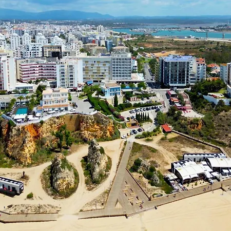 O Mar,o Sol,a Tranquilidade E A Seguranca De Um Lugar * بورتيماو