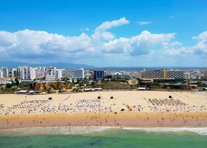 O Mar,o Sol,a Tranquilidade E A Seguranca De Um Lugar * بورتيماو